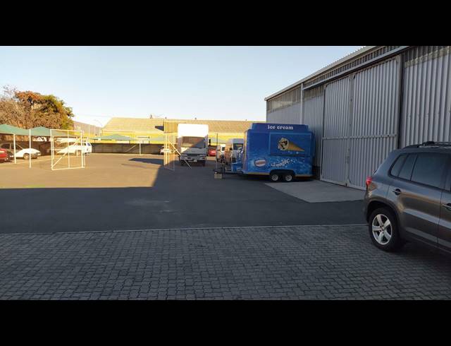 400M² WAREHOUSE TO LET IN EPPING INDUSTRIAL